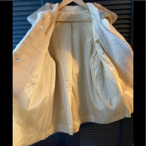 Vintage Union Made faux fur coat - Picture 3 of 6